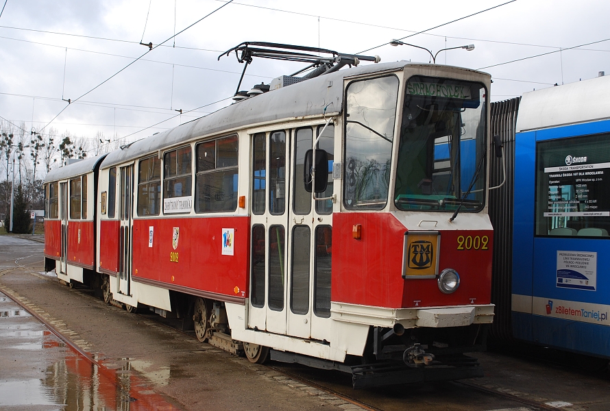 2002